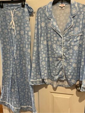 Jordan Light Blue Snowflake Pajama Set with White Piping